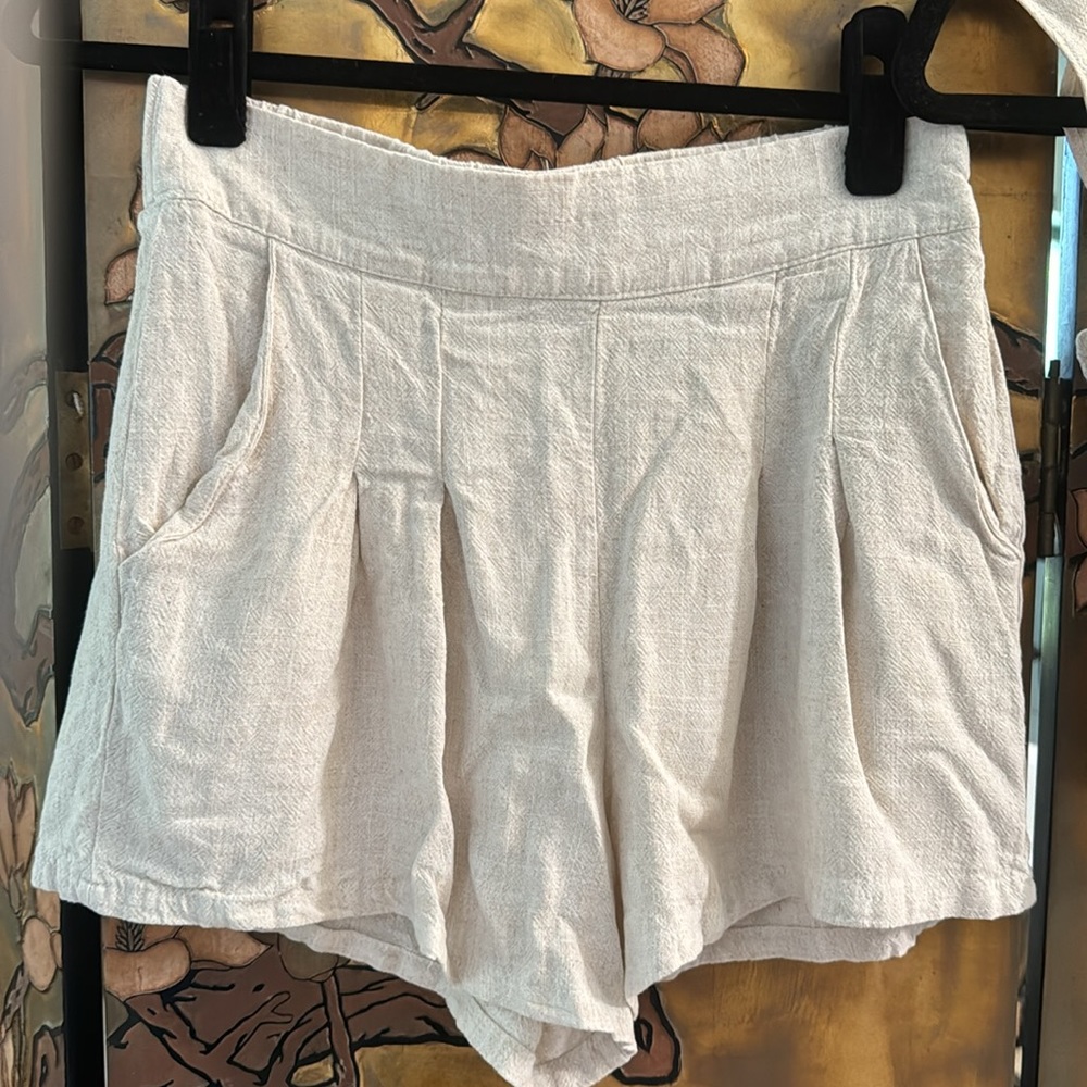 Linen Set - Picture 4 of 7
